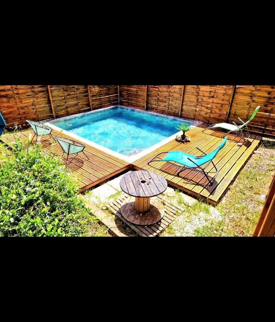 Bungalow Jacuzzi Privatif Basse-Terre Tatil Evi